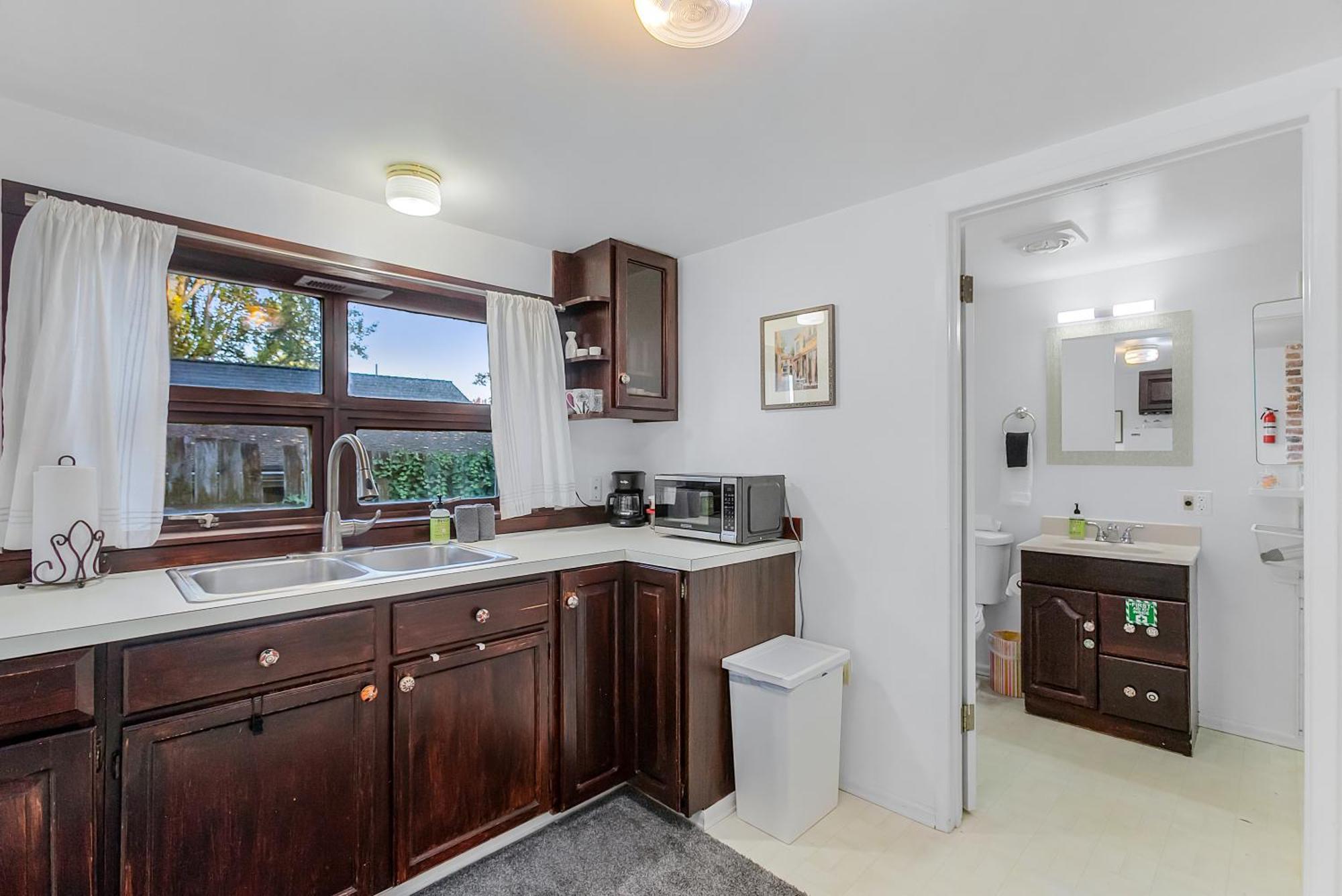 Zen Garden Basement Apartment Seattle